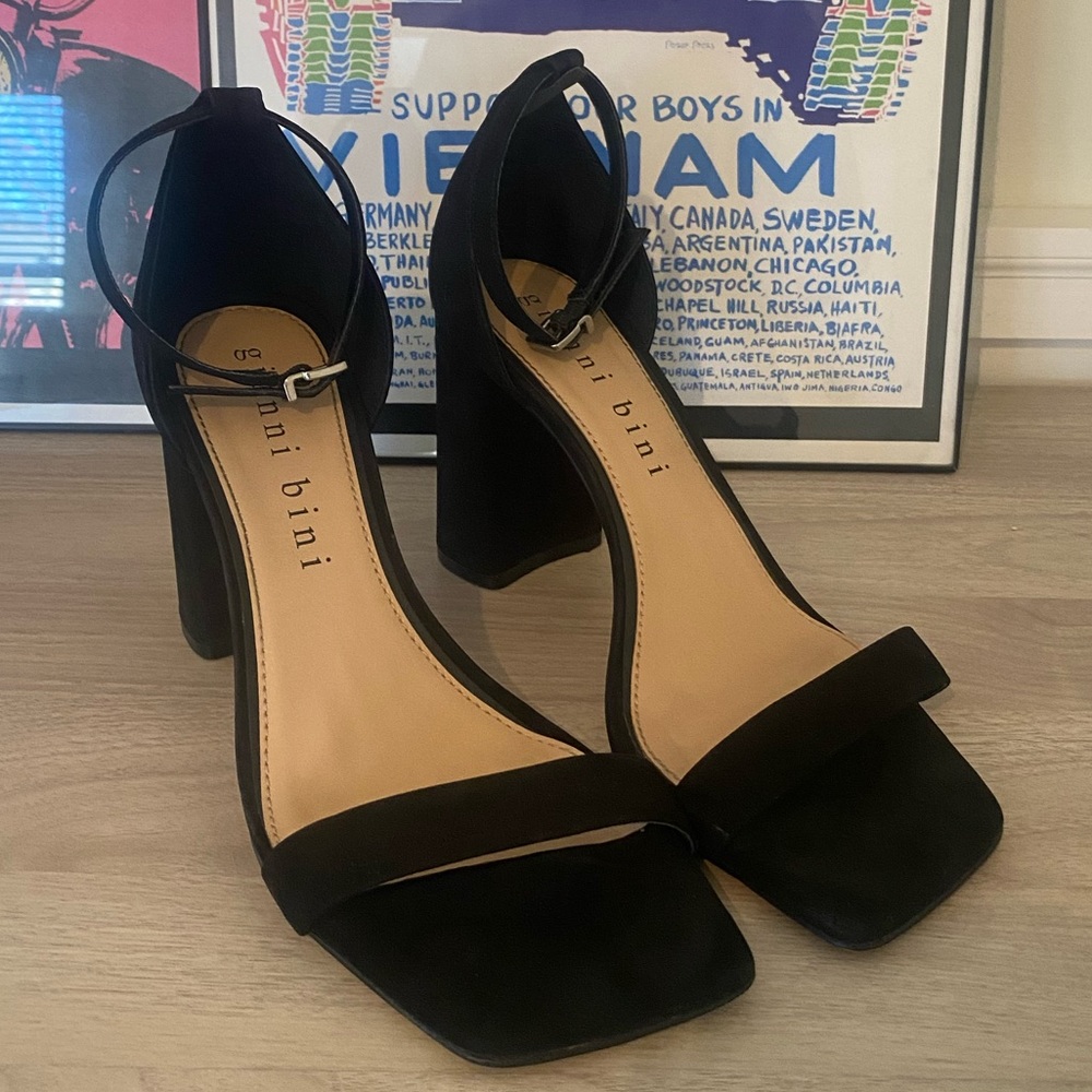 Gianni Bini Black Square Toe Block Heels